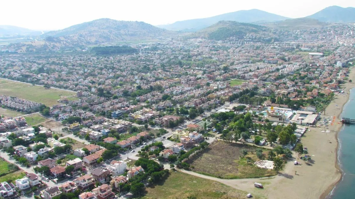 CHP’li Dikili Belediyesi 14 taşınmazı daha satışa çıkardı