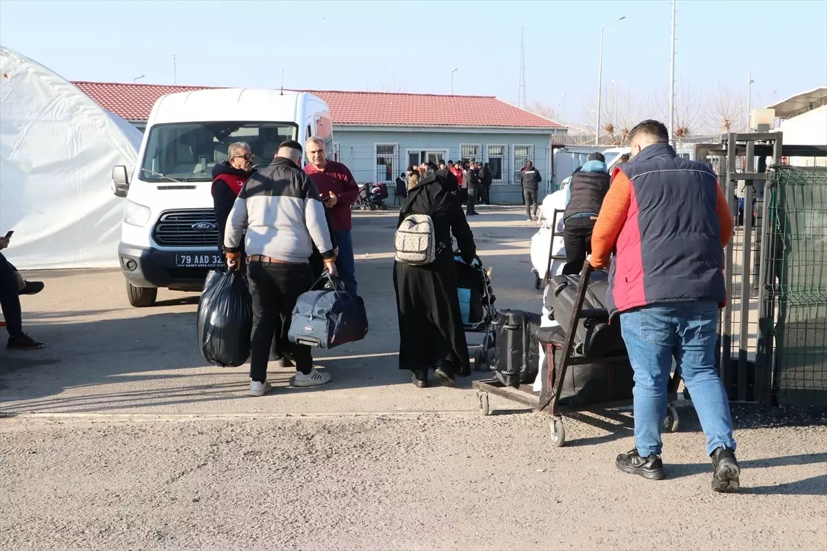 Suriyelilerin Türkiye’den Vatan Dönüşü Başlıyor